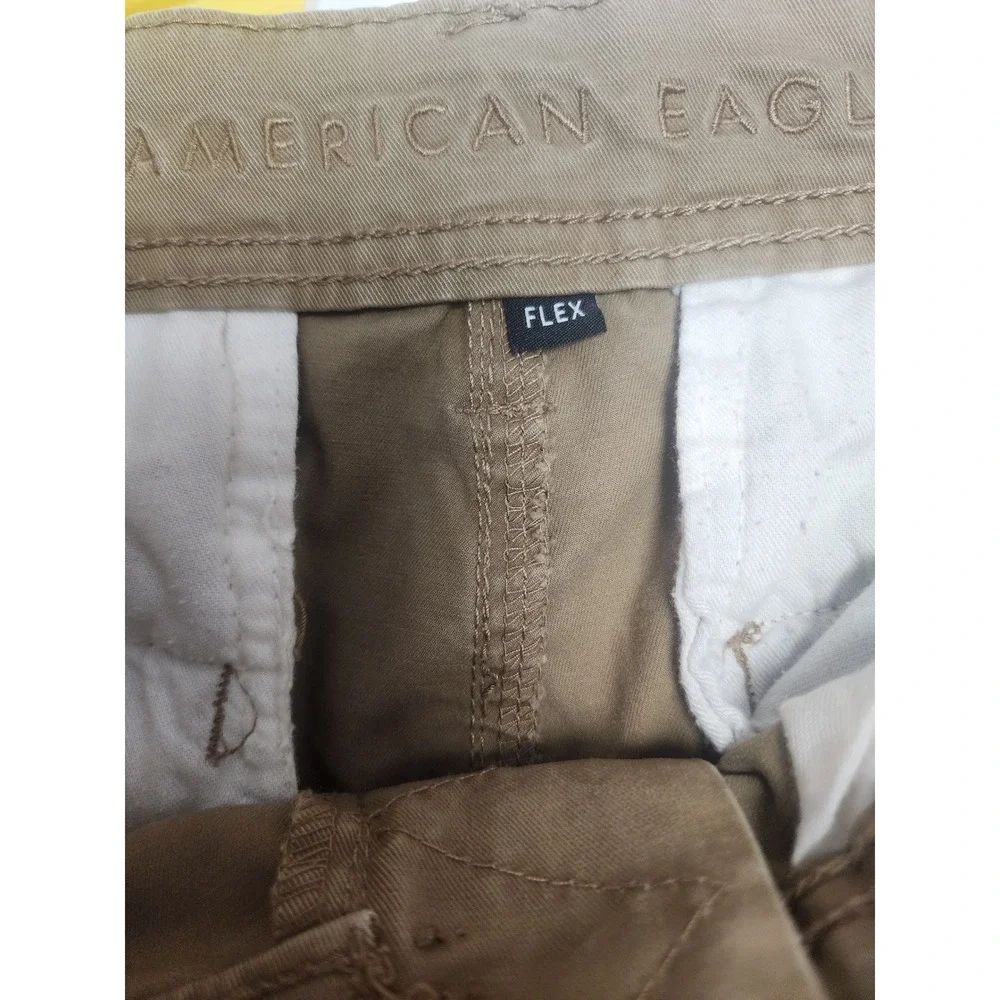 American Eagle Outfitters Mens Cargo Shorts Tan Classic Flex‎ Size 28 Y2k 00s